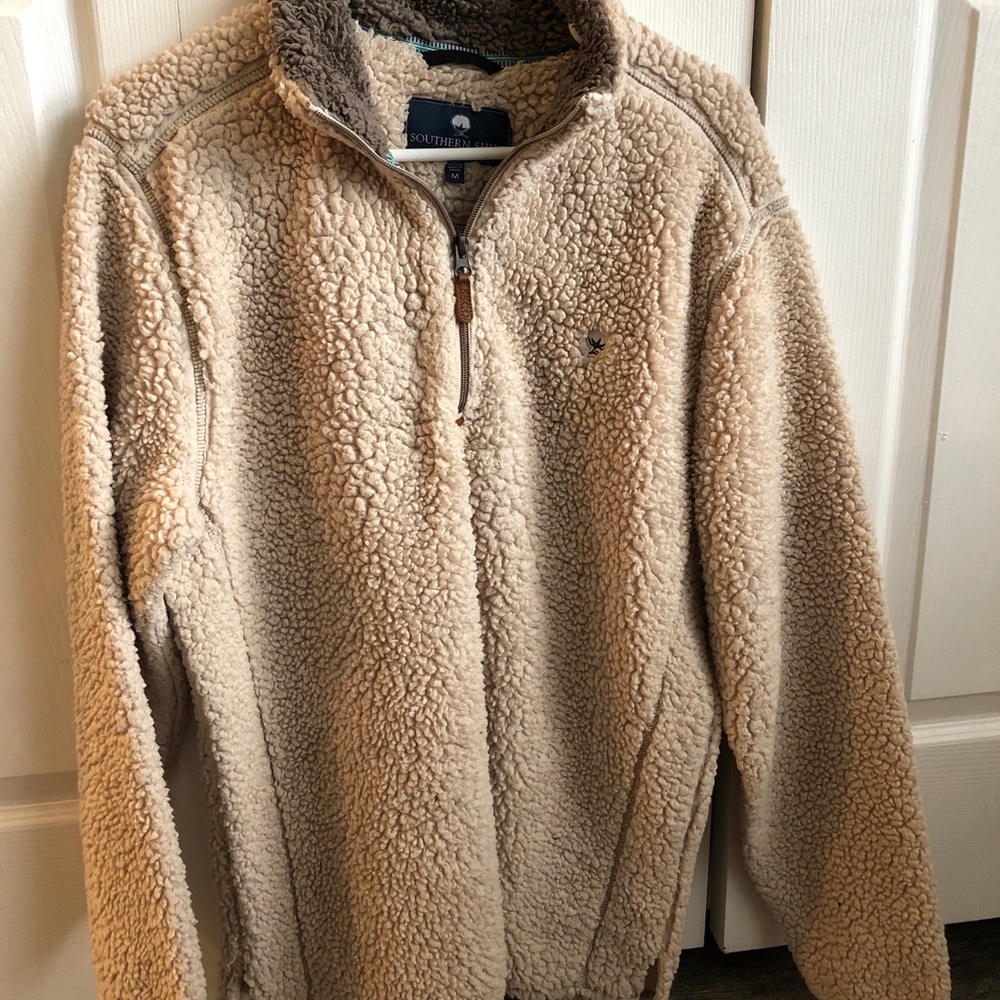Women’s Southern Shirt Fleece Pull Over Size M